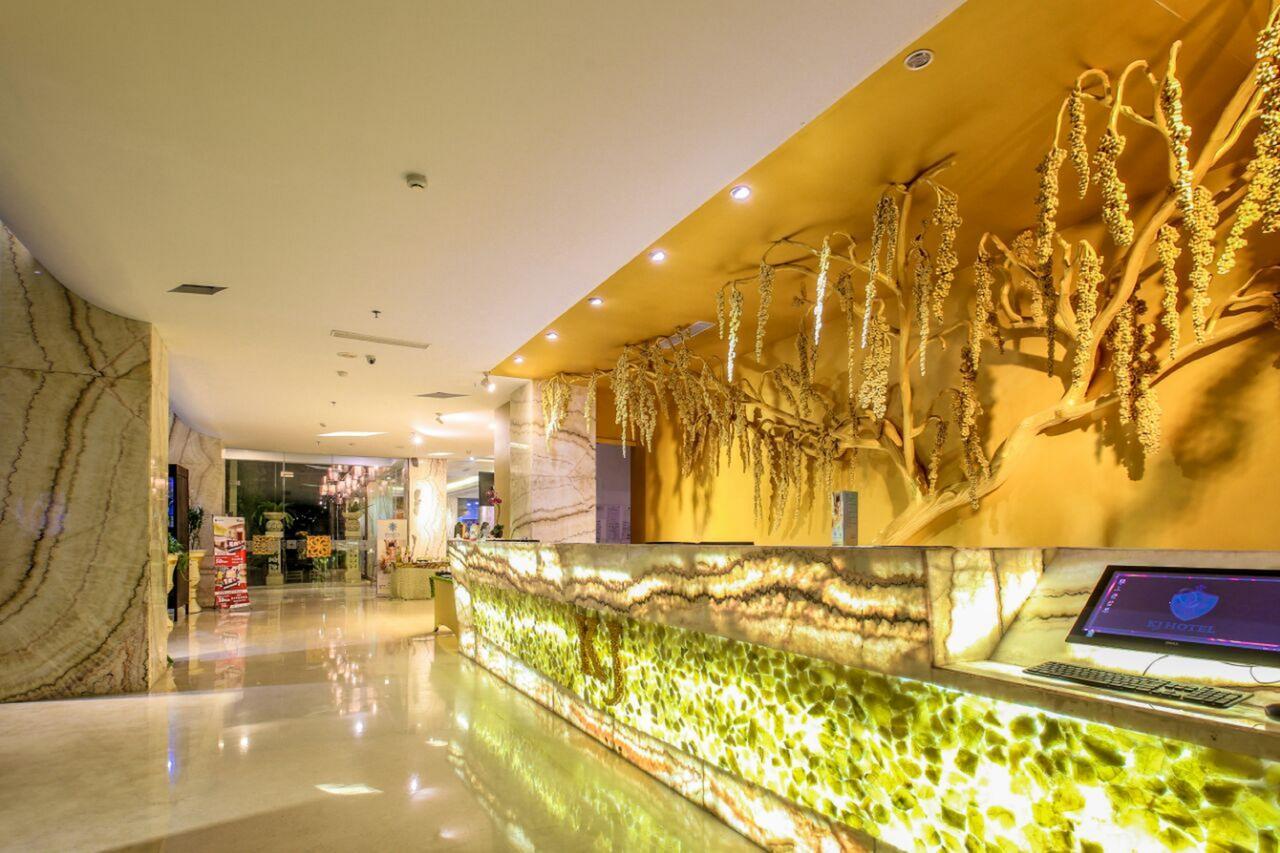Kj Hotel Yogyakarta Exterior foto